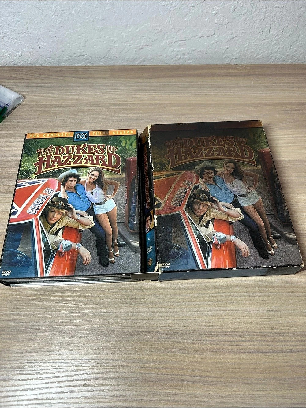 Warner Bros. Dukes of Hazzard. DVD Set 4-Disc Collection